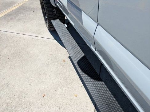 New 2026 Ford F250 Lariat w/ Black Appearance Package image 15