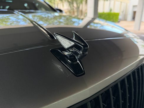 Used 2023 Bentley Flying Spur V8 AWD/4WD image 47