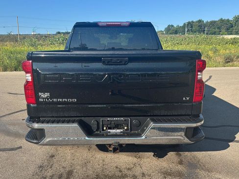 Used 2022 Chevrolet Silverado 1500 LT AWD/4WD image 4