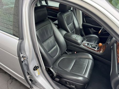 Used 2005 Jaguar XJ Vanden Plas Super V8 RWD image 34