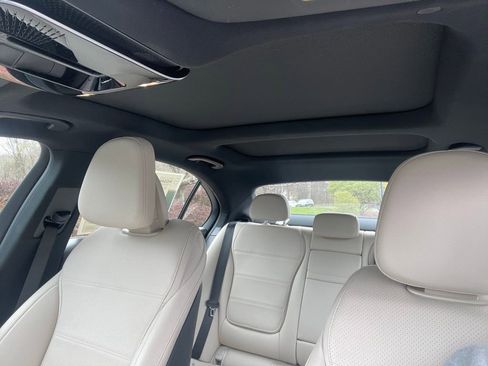 Used 2023 Mercedes-Benz C 300 4MATIC Sedan image 21