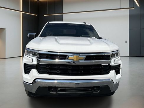 Used 2022 Chevrolet Silverado 1500 LT AWD/4WD image 9