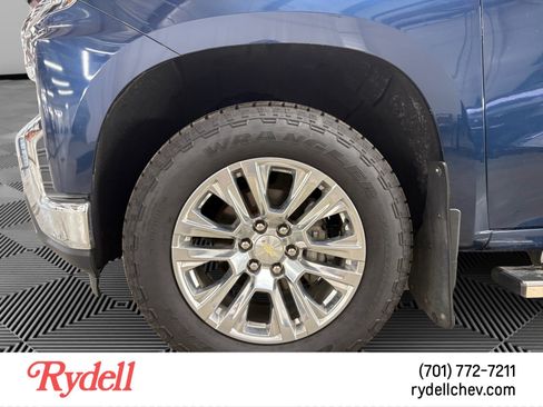Used 2020 Chevrolet Silverado 1500 LT w/ All-Star Edition AWD/4WD image 9