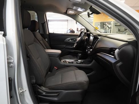 Used 2019 Chevrolet Traverse LT image 27