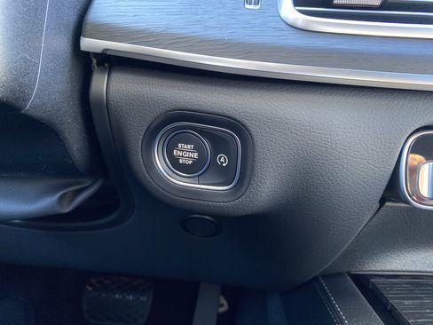 Used 2026 Mercedes-Benz GLE 350 4MATIC image 17