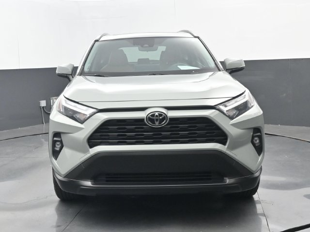 Used 2022 Toyota RAV4 XLE Premium FWD image 22