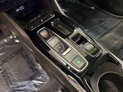 Used 2023 Chevrolet Bolt EUV Premier w/ Sun & Sound Package image 15