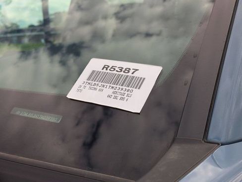 Certified 2026 Toyota Tacoma SR5 AWD/4WD image 18