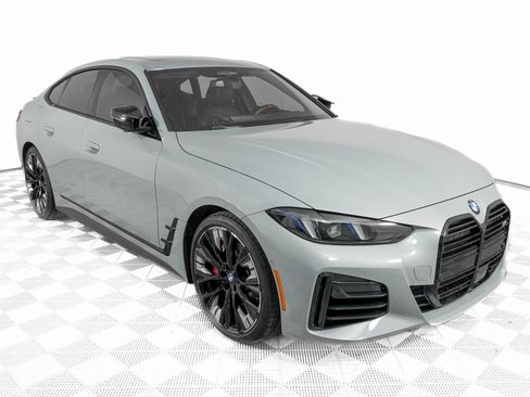 Used 2025 BMW 440i xDrive M440i xDrive image 3