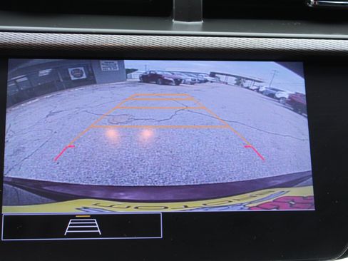 Used 2023 Buick Encore GX Select w/ Sport Touring Package FWD image 34