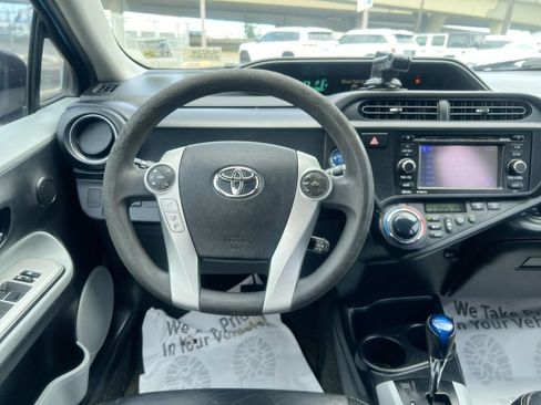 Used 2012 Toyota Prius C Four FWD image 11