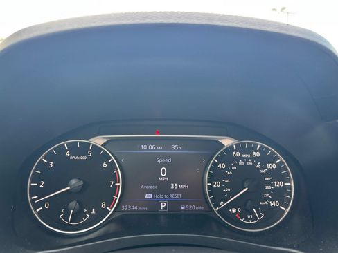 Used 2025 Nissan Altima 2.5 SV FWD image 35