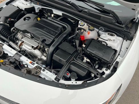 Used 2024 Chevrolet Malibu LT w/ Sport Edition image 38