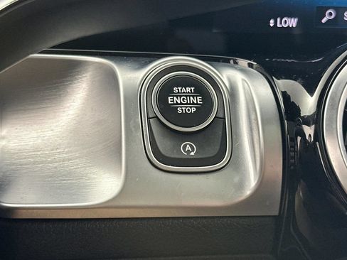 Certified 2022 Mercedes-Benz GLB 250 4MATIC image 29