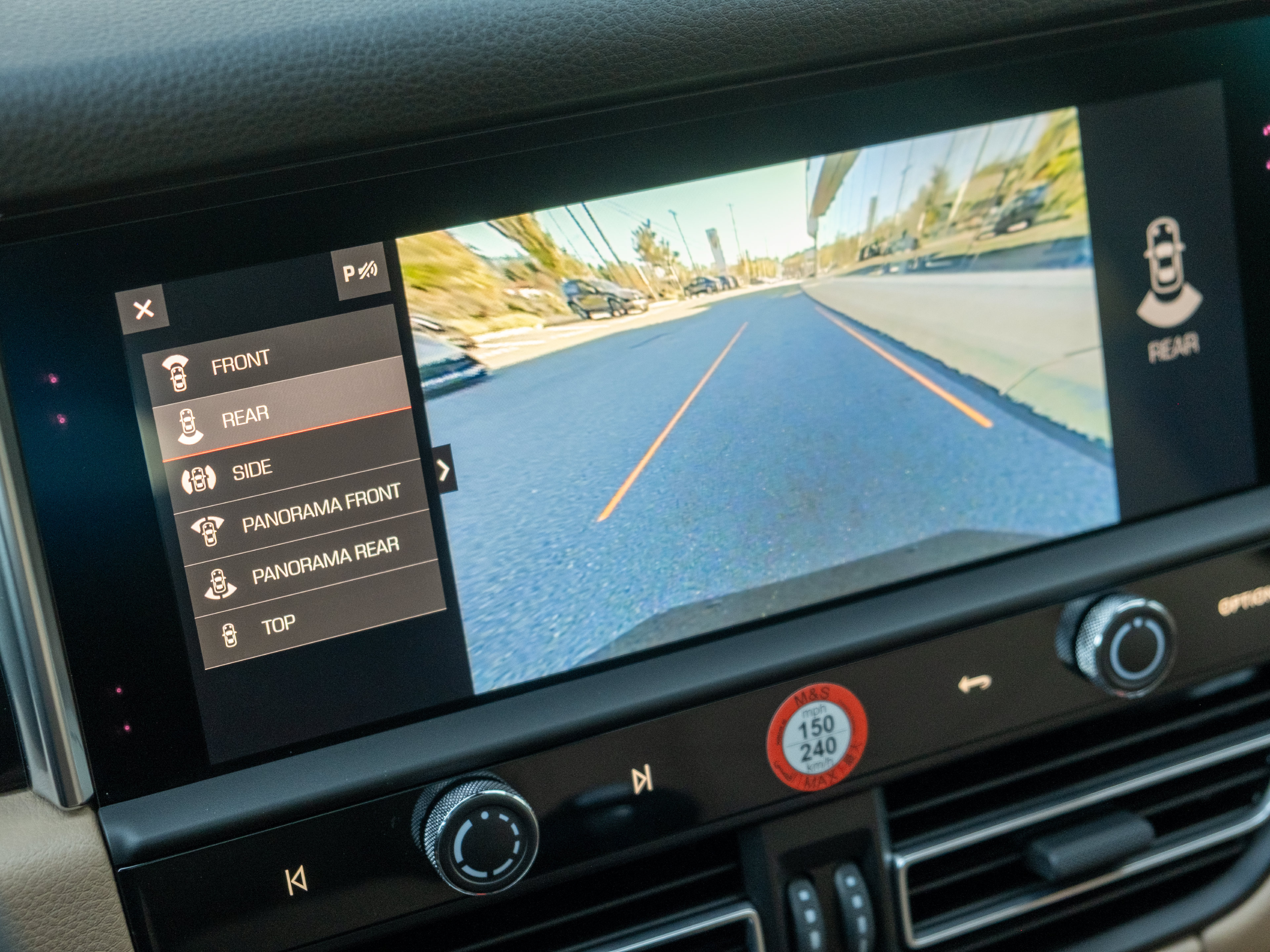 Certified 2026 Porsche Macan AWD/4WD image 29