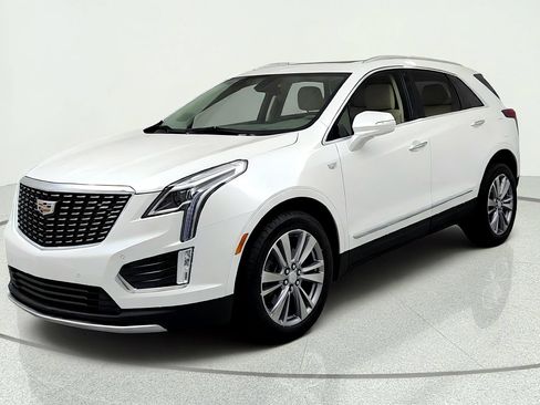 Certified 2024 Cadillac XT5 Premium Luxury w/ LPO, Floor Liner Package AWD/4WD image 1