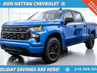 New 2025 Chevrolet Silverado 1500 Custom w/ LPO, Dark Essentials Package