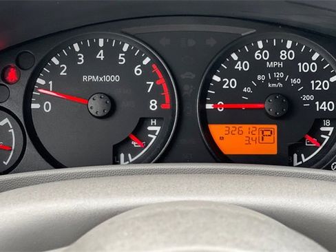 Used 2015 Nissan Frontier SV w/ SV Value Truck Package image 31