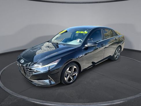 Used 2022 Hyundai Elantra SEL w/ Convenience + Premium Package image 1