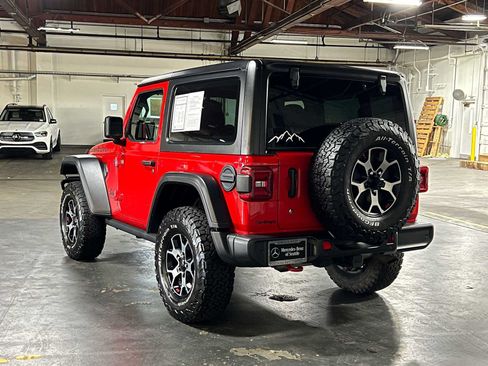 Used 2018 Jeep Wrangler Rubicon AWD/4WD image 5