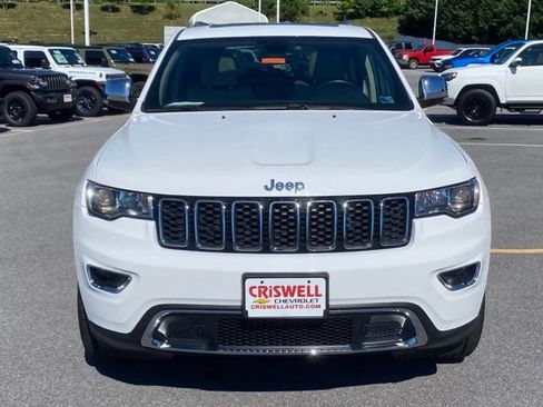 Used 2018 Jeep Grand Cherokee Limited AWD/4WD image 8
