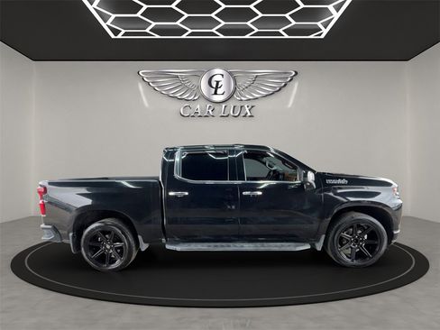 Used 2019 Chevrolet Silverado 1500 High Country w/ Technology Package image 7