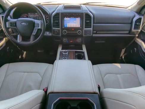 Certified 2018 Ford Expedition Max Platinum AWD/4WD image 13
