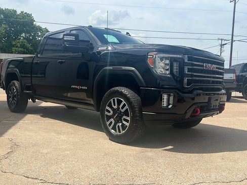 Used 2021 GMC Sierra 2500 AT4 w/ AT4 Premium Plus Package AWD/4WD image 4