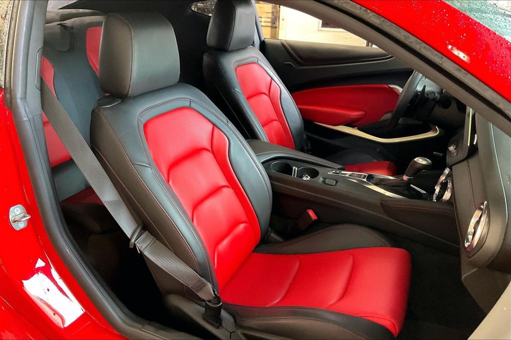Used 2018 Chevrolet Camaro LT RWD image 20
