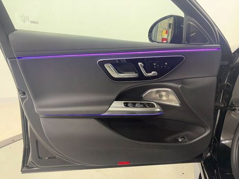 Used 2025 Mercedes-Benz E 53 AMG e 4MATIC Sedan image 6