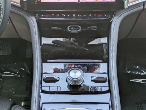 New 2026 Jeep Grand Cherokee Summit w/ Obsidian Package AWD/4WD image 19