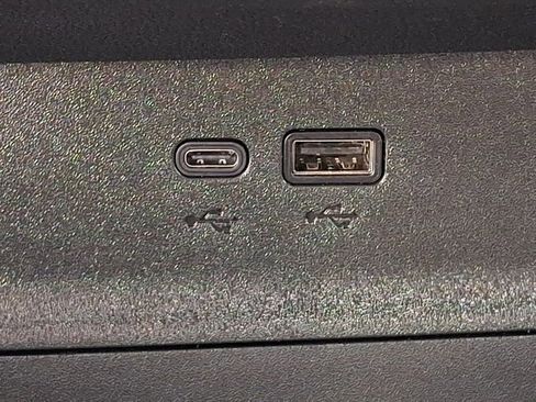 Used 2026 Chevrolet Equinox LT FWD image 25