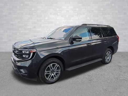 Used 2025 Ford Expedition Active AWD/4WD image 8