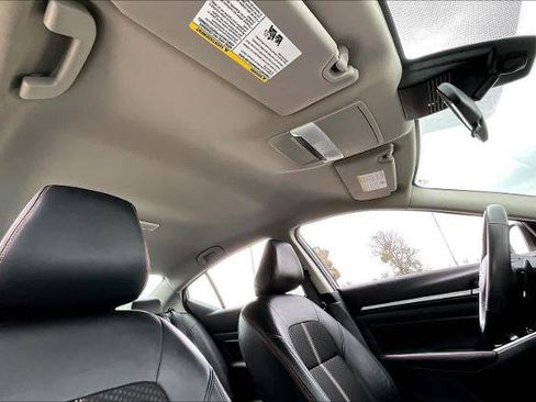 Certified 2025 Nissan Altima 2.5 SR FWD image 14