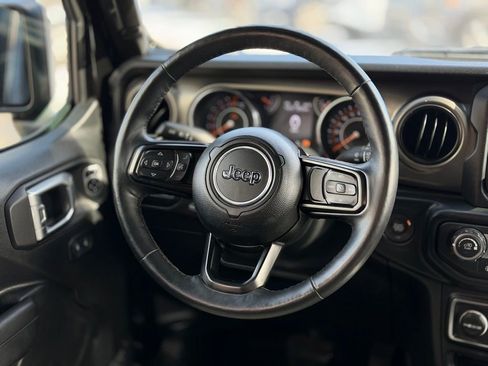 Used 2019 Jeep Wrangler Unlimited Sport S image 11