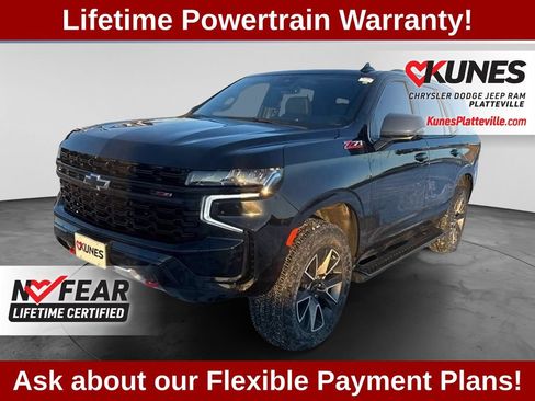 Used 2024 Chevrolet Tahoe Z71 w/ Luxury Package AWD/4WD image 5
