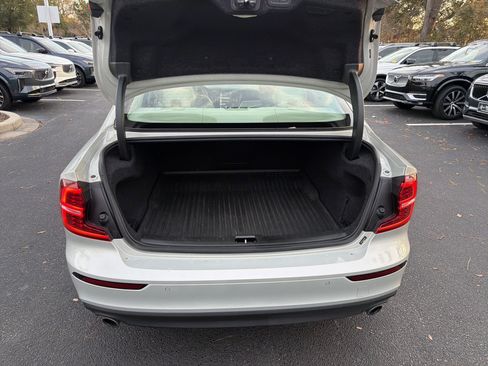 Used 2021 Volvo S60 T5 Momentum image 34