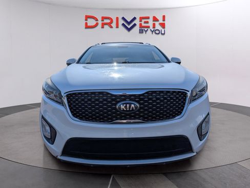 Used 2017 Kia Sorento SX FWD image 8