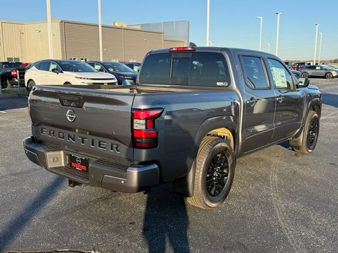 New 2026 Nissan Frontier SV image 32