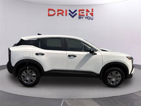 New 2026 Nissan Kicks S FWD image 3