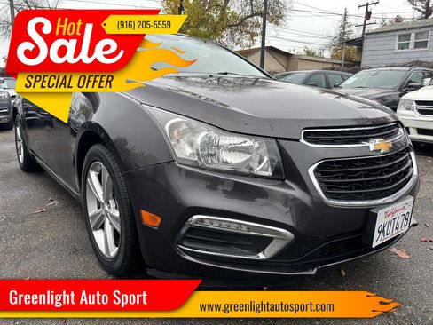 Used 2015 Chevrolet Cruze LT image 1