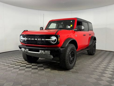 Used 2024 Ford Bronco Wildtrak AWD/4WD image 3