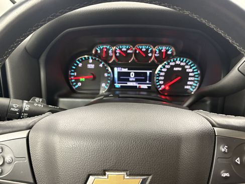 Used 2017 Chevrolet Silverado 1500 LT w/ All Star Edition AWD/4WD image 25