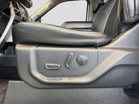 Used 2019 Ford F250 Lariat w/ Lariat Ultimate Package AWD/4WD image 3