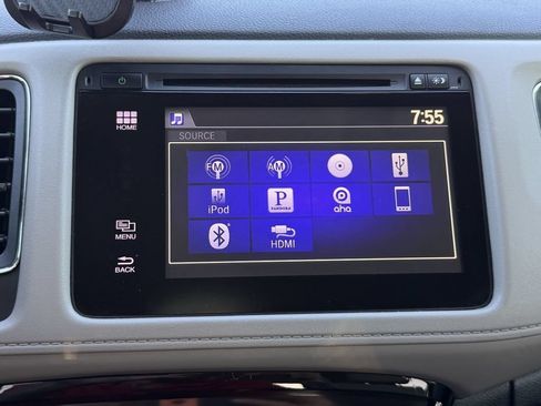 Used 2018 Honda HR-V EX image 21