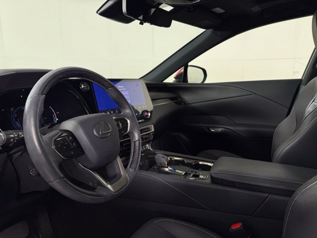 Used 2023 Lexus RX 350 w/ Accessory Package (2T) AWD/4WD image 4