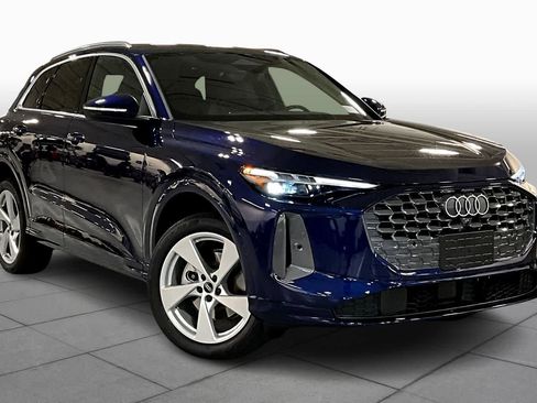 New 2025 Audi Q5 Premium Plus image 2