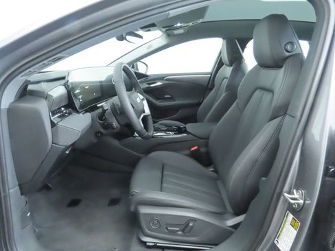 Used 2025 Audi A6 e-tron Prestige w/ Black Warm Weather Package image 21