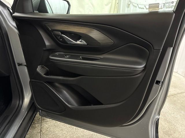 Used 2024 GMC Terrain SLE FWD image 26