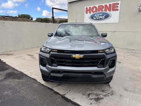 Used 2026 Chevrolet Colorado LT w/ Advanced Trailering Package image 2